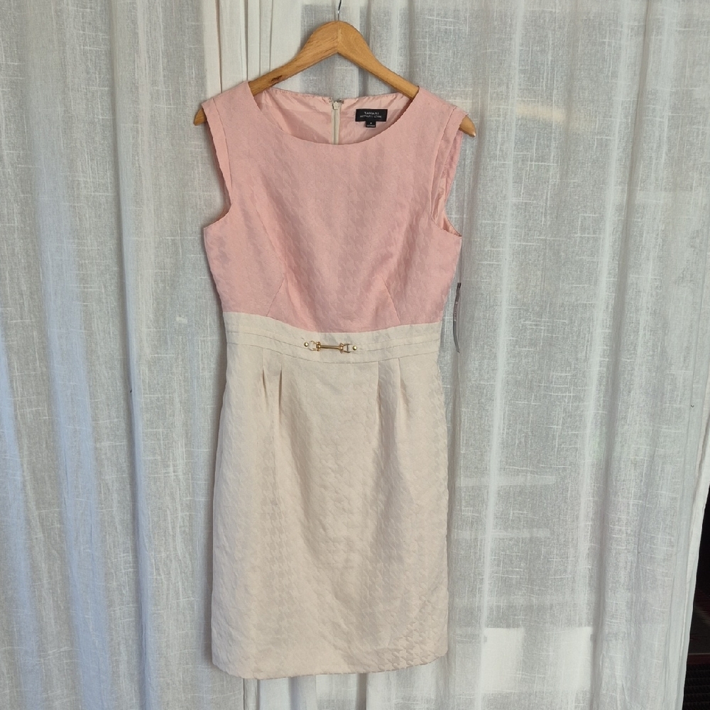 Chic Sleeveless Pink and Cream Midi Dress